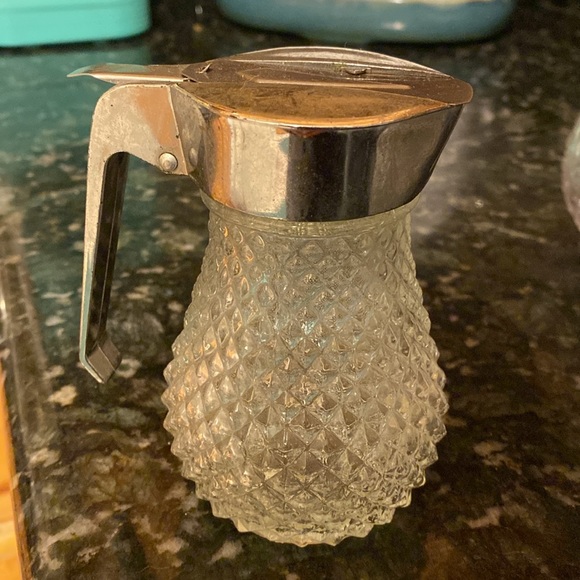 Vintage Table Top Condiment Dispensers/ Decanters - Picture 2 of 8